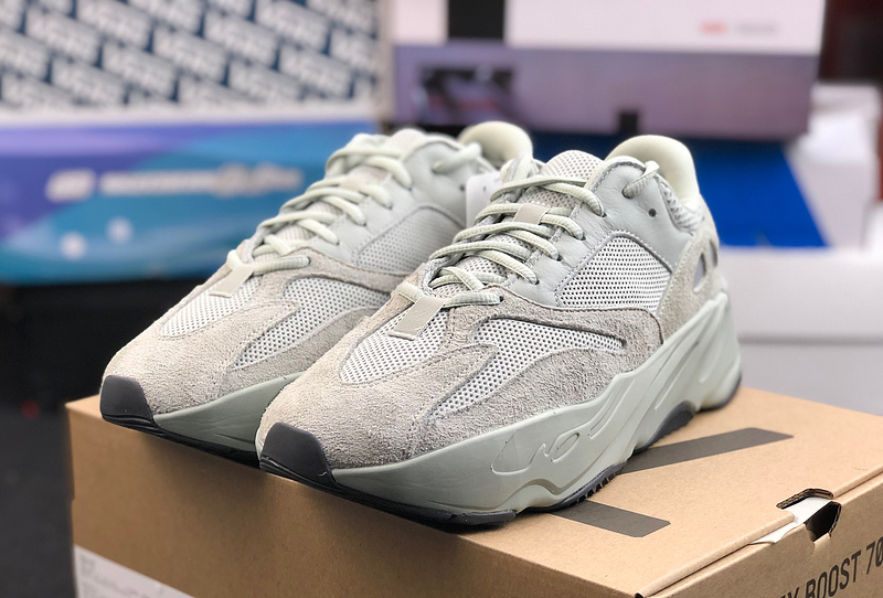 Supermax Yeezy Boost 700 Salt